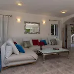 Belkis Villa *