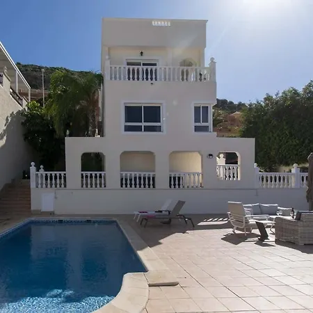 Belkis Villa