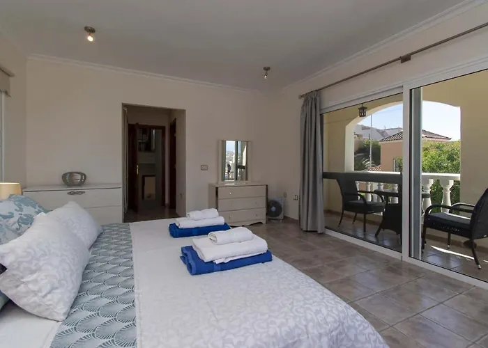 Belkis * Costa Adeje (Tenerife)