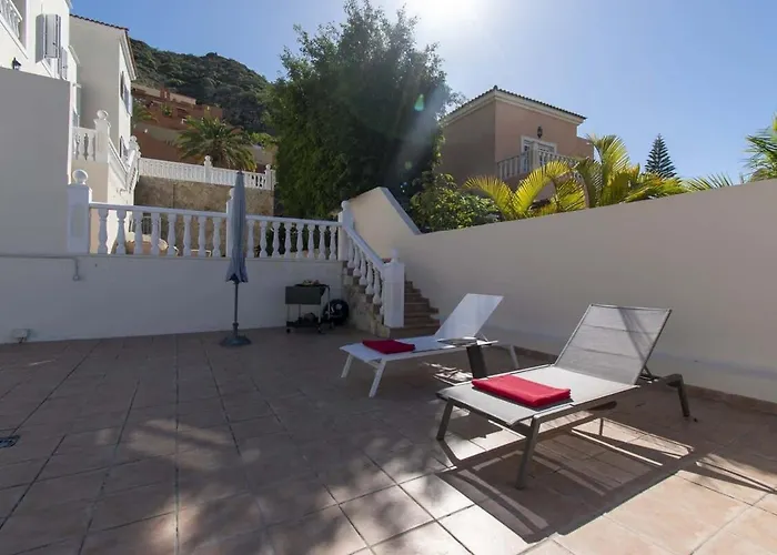 Belkis Costa Adeje (Tenerife)