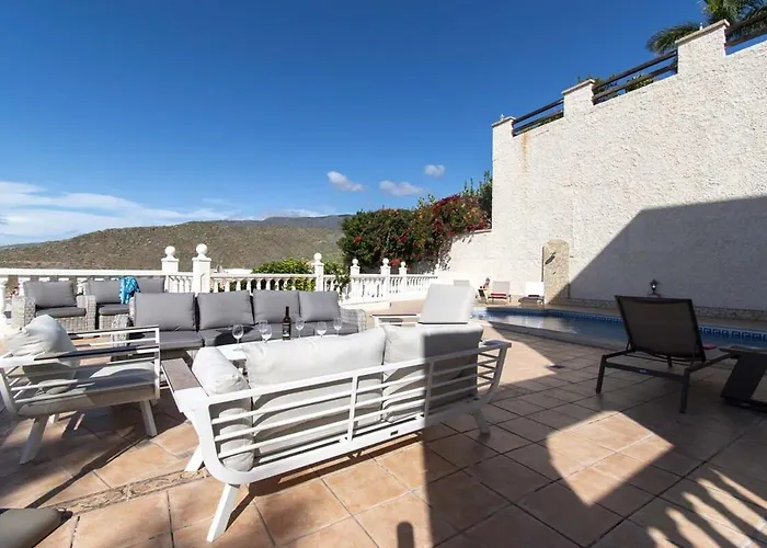 Belkis Costa Adeje (Tenerife)