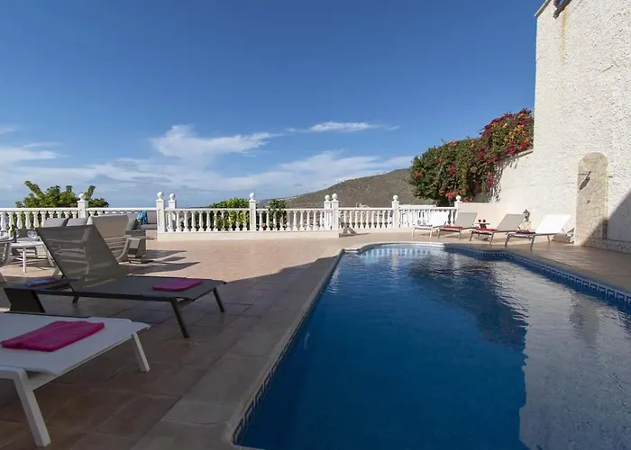 Belkis Costa Adeje (Tenerife)